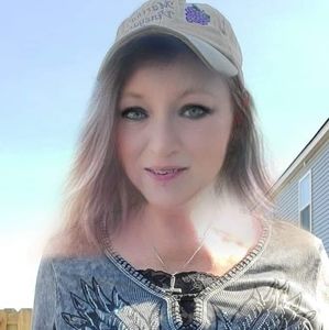 Meet your Posher, Louise